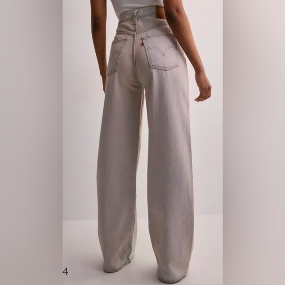 Levi’s Ribcage Wide Leg Jeans in Fairy Dust Dreams Light Wash Size 27 - Picture 8 of 8